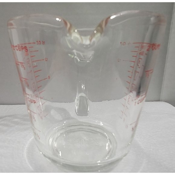 Vintage Pyrex 2-Cup Measuring Cup 516-L30 (1 Pint/16 OZ). - Picture 7 of 10